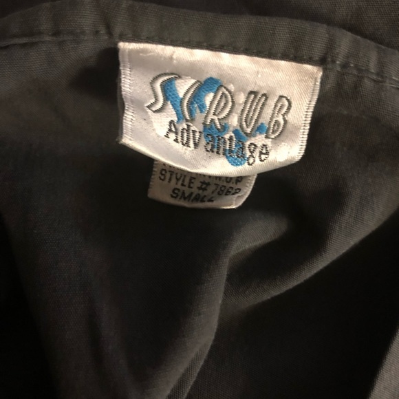 Scrub - Picture 6 of 7